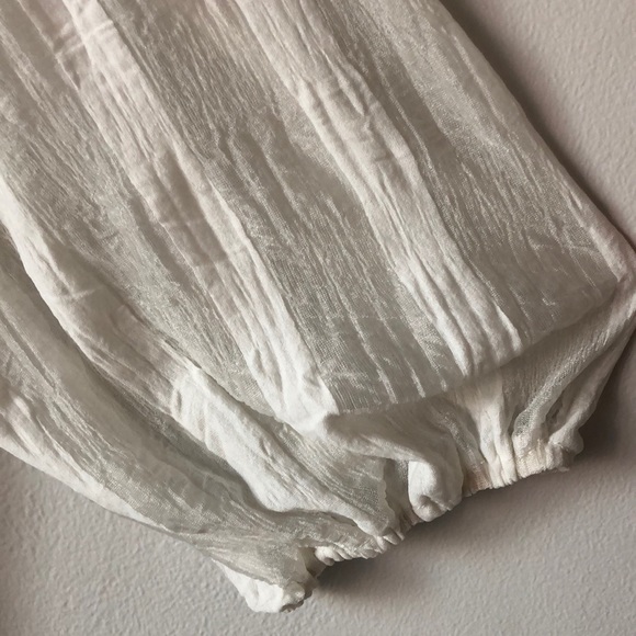 NWT sheer off the shoulder top L - Picture 5 of 5